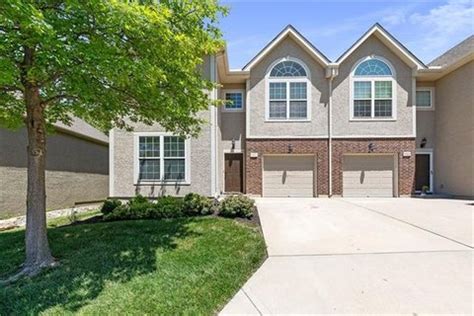 shawnee townhomes for sale|shawnee ks townhomes for sale.